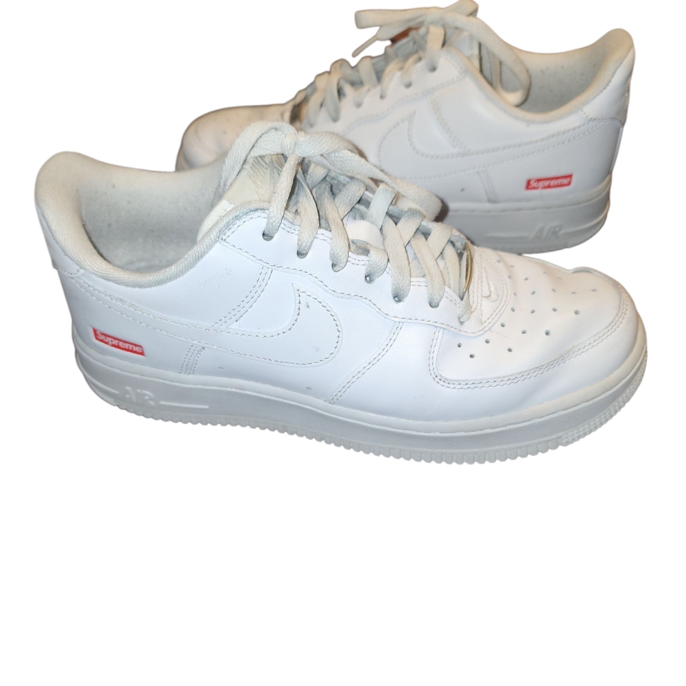 Nike X Supreme Air Force 1 White Men's Sneakers 6.5 Women's 8.5